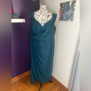 City Chic Sleeveless Plus Size Dress